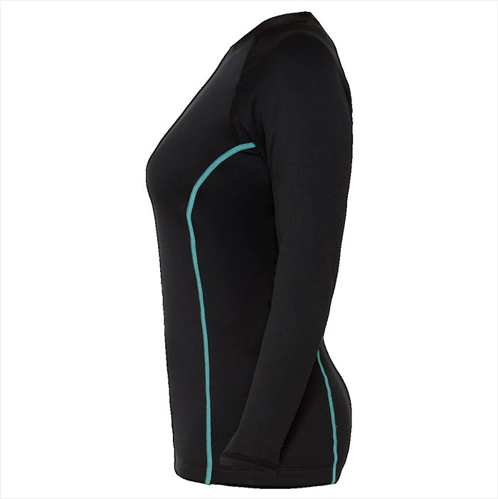 Bare Ultrawarmth Base Layer Top Lady side